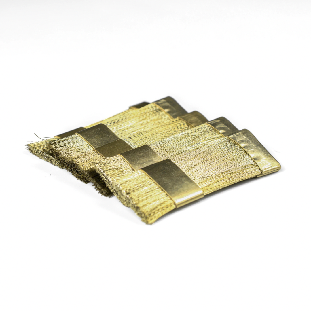 Cepillo metálico para limpieza de brocas